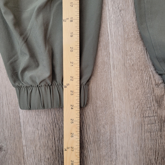 Abercrombie & Fitch Olive Drawstring Shorts - Picture 6 of 6